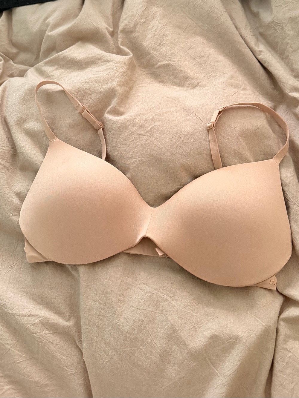 SKIMS Light Beige Seamless T-Shirt Bra